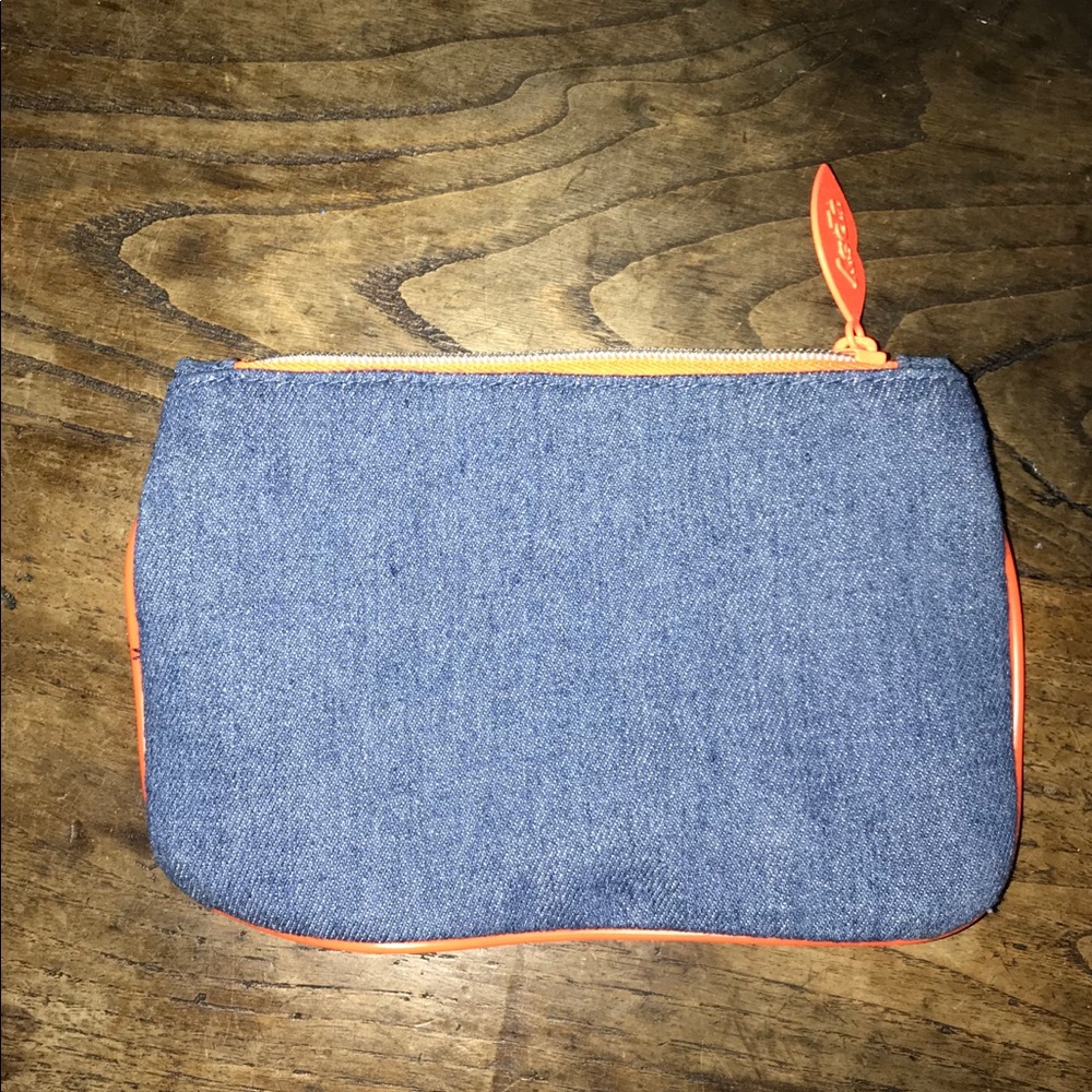 Ipsy makeup bag